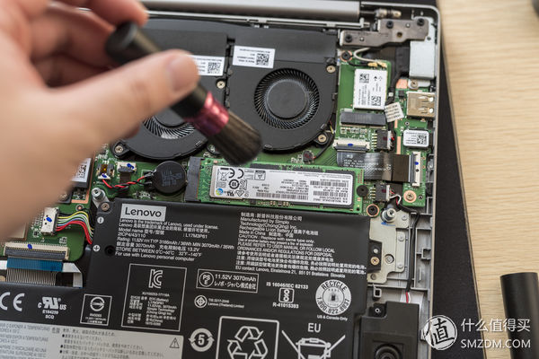 笔记本电脑风扇如何清理灰尘,笔记本电脑怎么清理灰尘