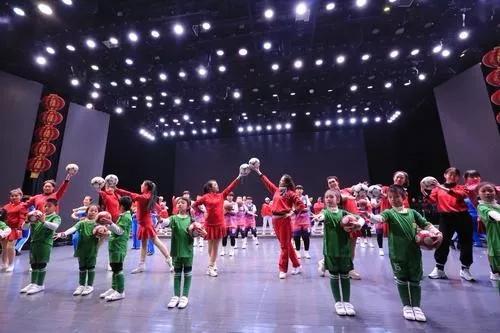 央视春晚包头,内蒙古包头春晚