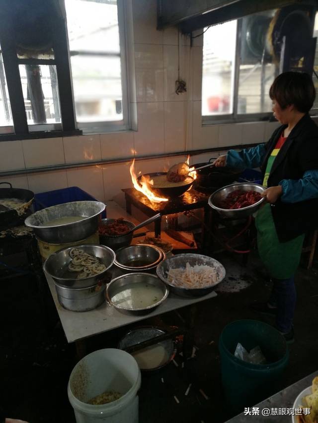 侯海洋和秋云的结局,侯海洋与秋云的重逢