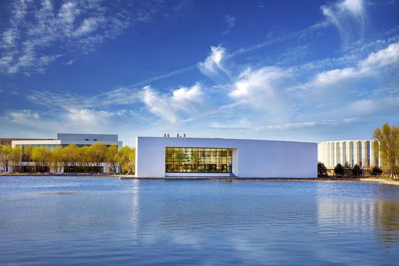 让那熟悉的旋律《绿岛》，带你我推开新学期的大门！