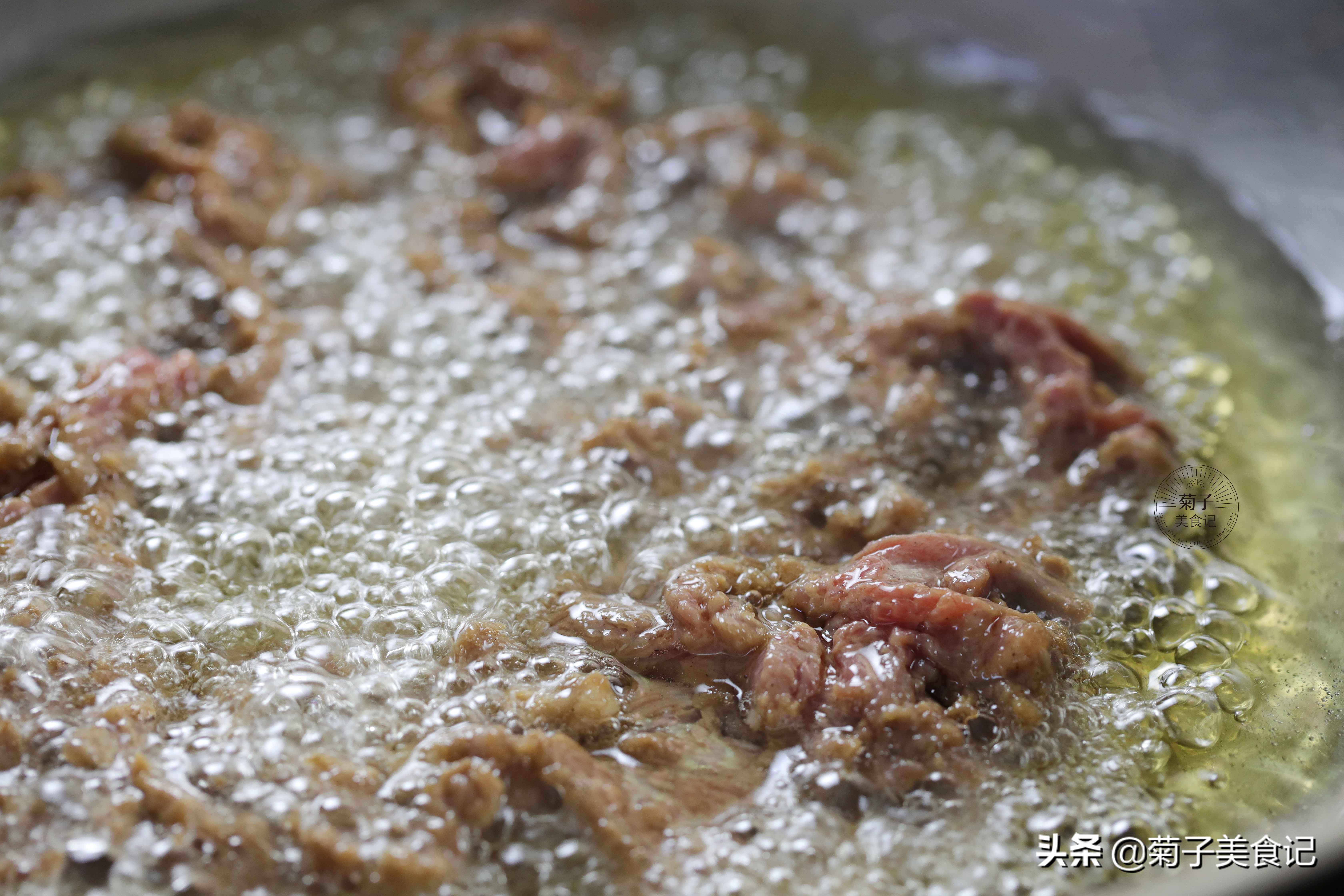 羊肉怎么炖着吃不柴没有膻味,羊肉现炖的好吃还是过夜的好吃