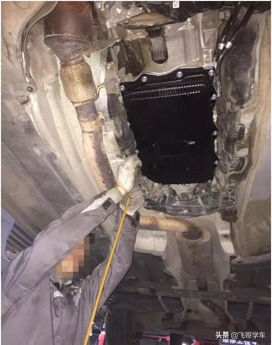 宝马f18保养完抖动,宝马f18十四万公里要换什么