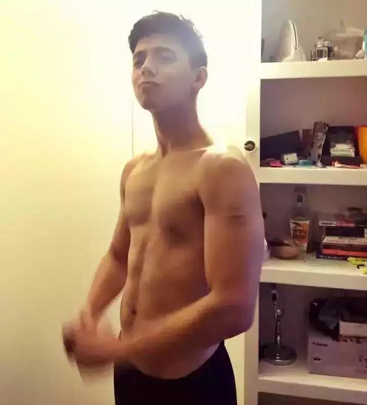 当身材与脸型不匹配时,身材和脸蛋不匹配是什么体验