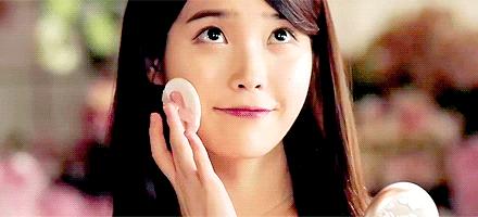 油皮春秋季公认最好的粉底液,油皮敏感肌养肤粉底