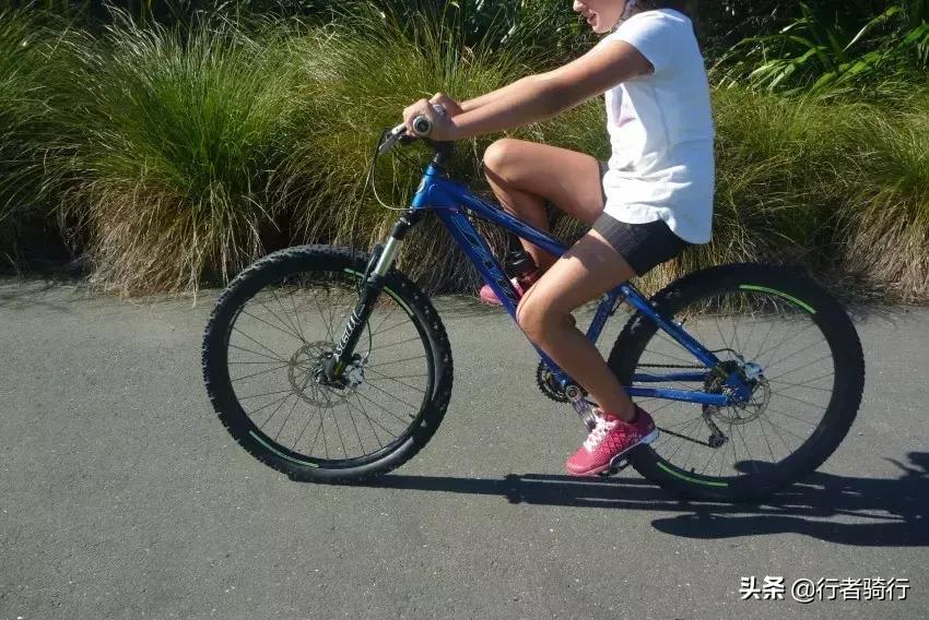 骑车屁股疼怎么解决挂什么科,骑车子屁股疼