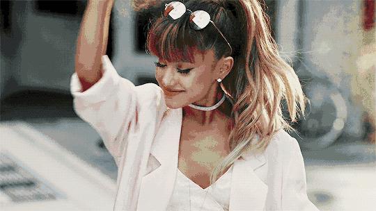 车内净化烟味有效办法,车内杀菌除异味烟味喷雾