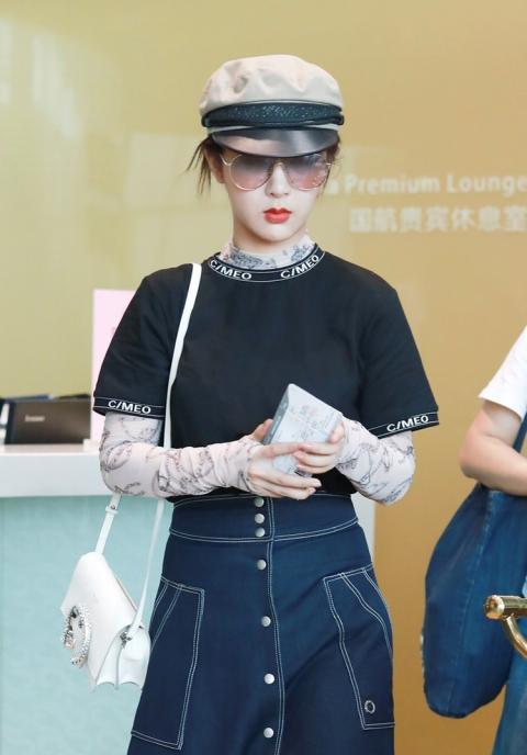 杨紫轻熟女装,杨紫轻熟风黄衣裙