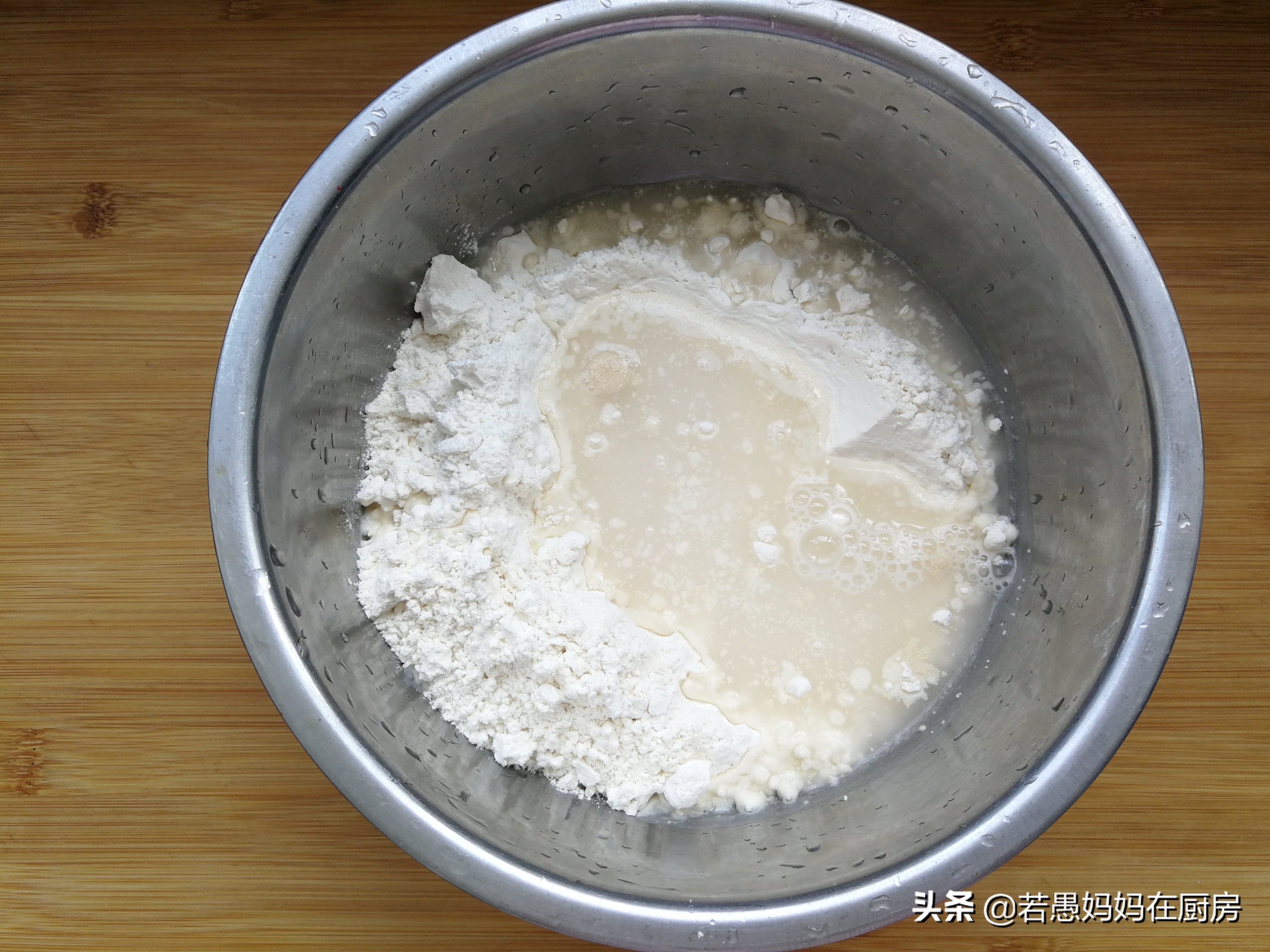 路边摊油酥烧饼怎么做,路边摊芝麻饼的做法