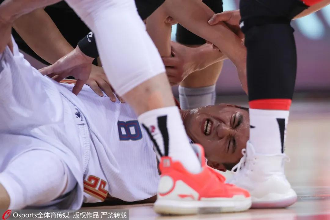 队长死里逃生完整视频,队长重伤出院电视剧