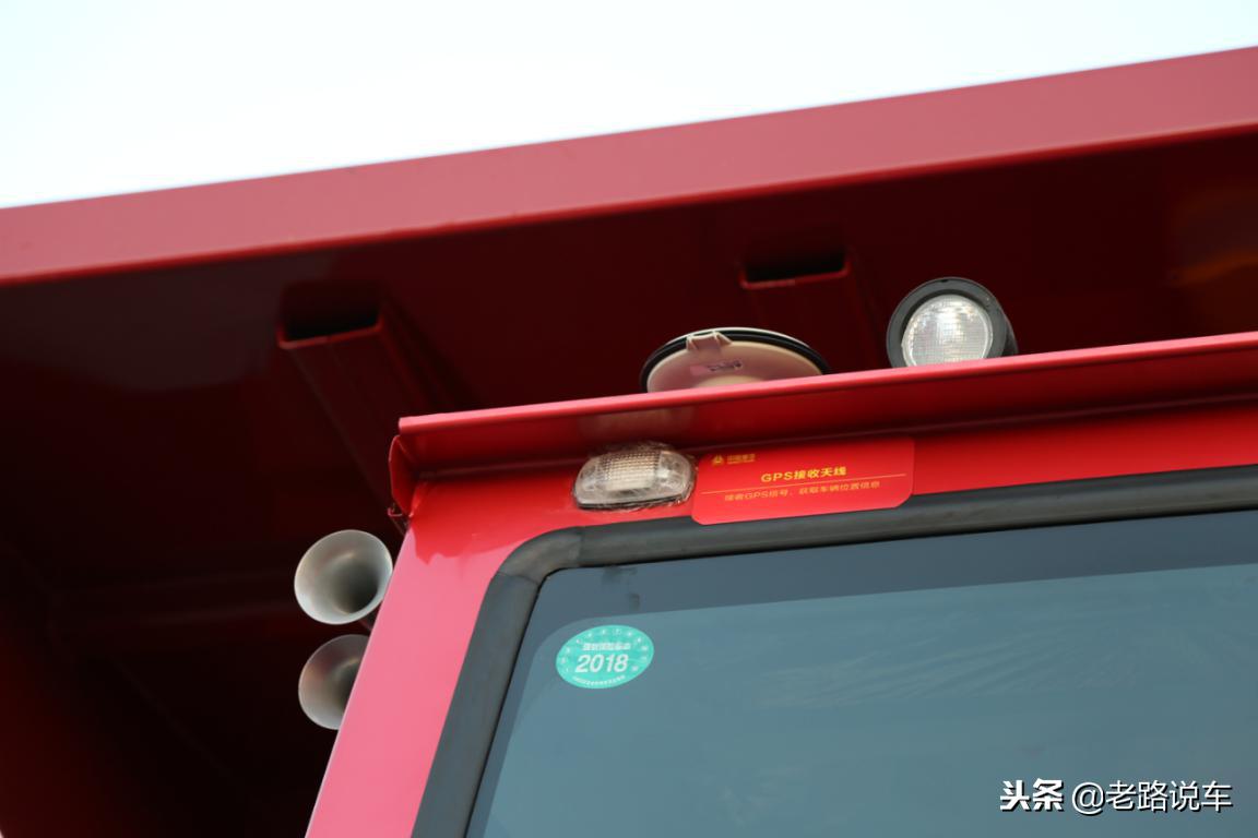 中国重汽自动挡最新款牵引车,l4重汽自动驾驶