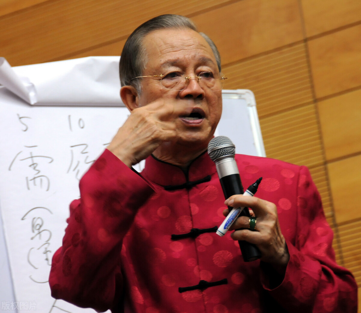 曾仕强预言瘟疫何时结束原话,曾仕强的预言瘟疫多少年