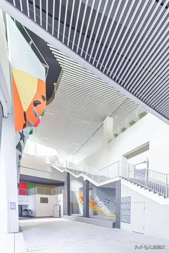 探校|小班+双语教学，万科重磅打造的双语学校是什么样的？