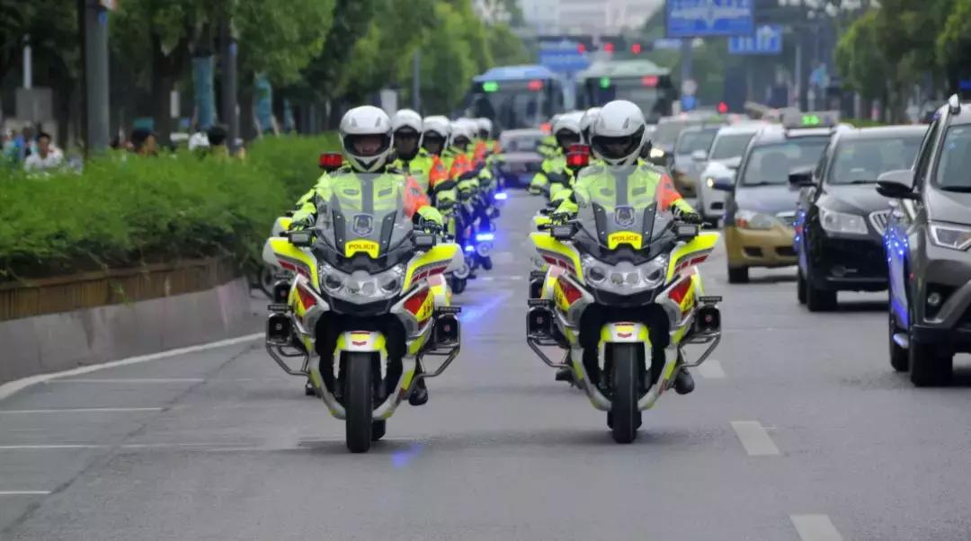 盐城gai上的斜杠男青年,盐城gai网红