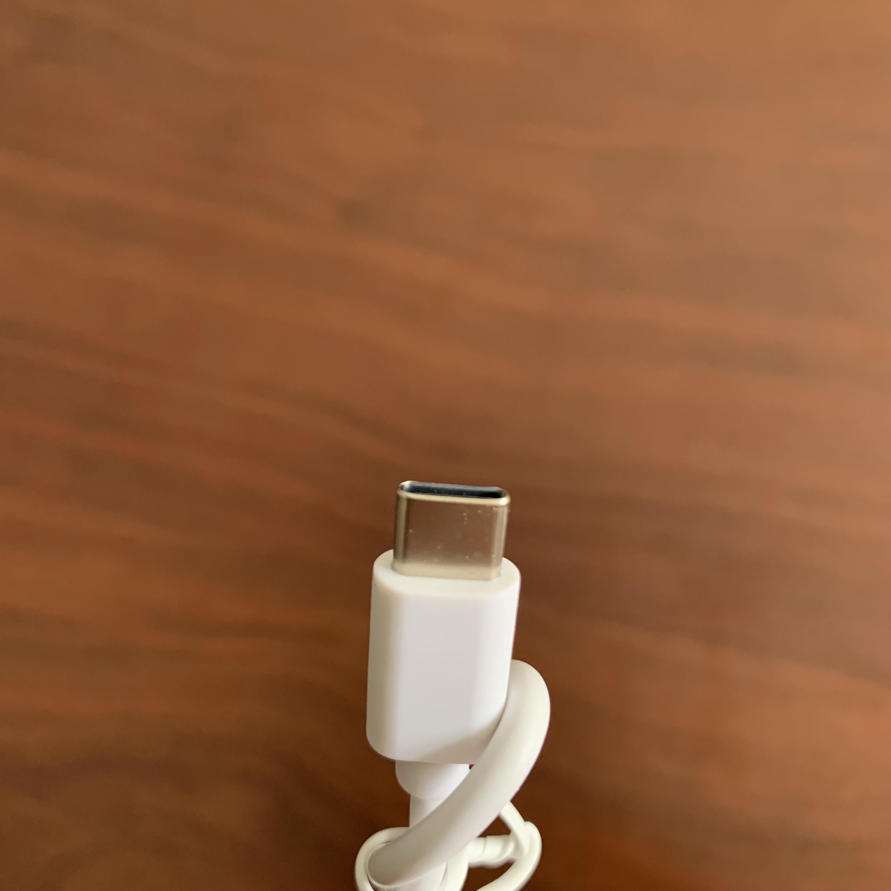 爱国者便携式移动电源,爱国者移动电源开箱