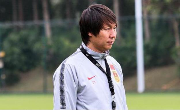 国足后腰位置重新洗牌！国安双核谁适合首发？中超坎特上位无悬念