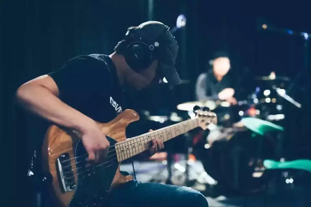 藏了十几年的东西背景音乐,藏了几十年的东西背景音乐