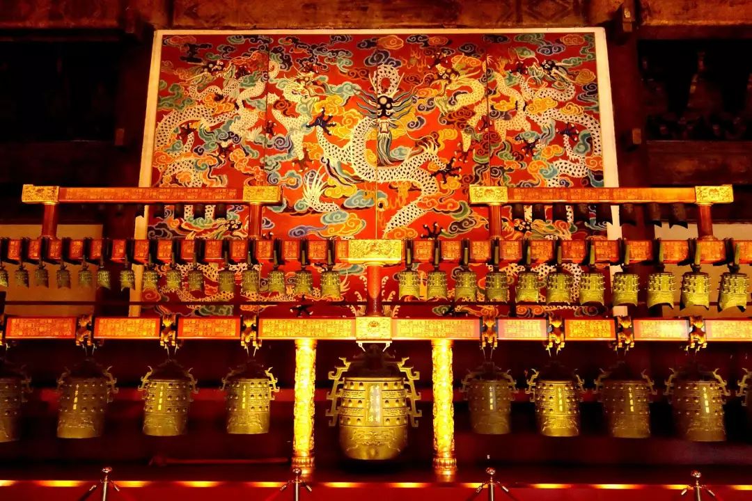 世界上最奢华的宫殿是什么宫殿,世界上现存最大最完整的木质宫殿