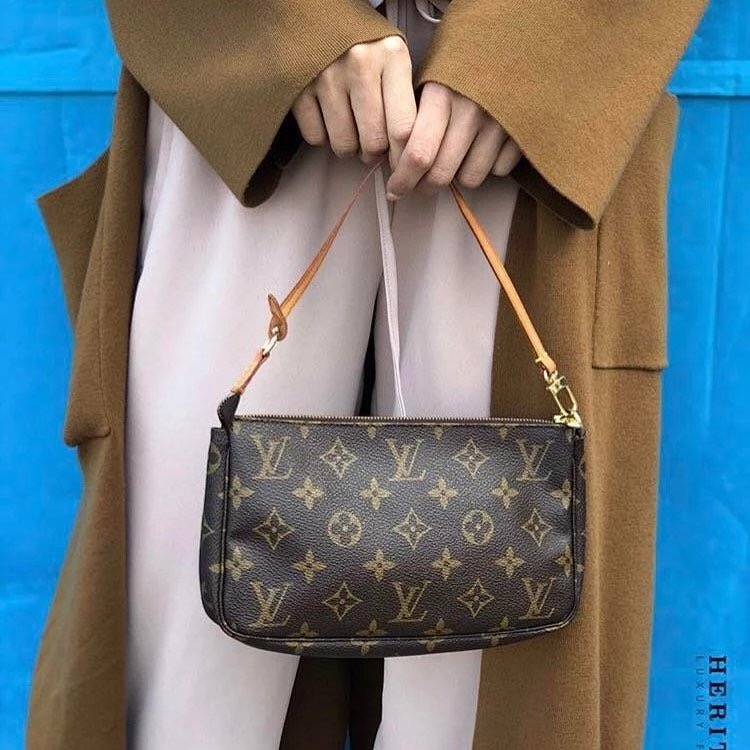 lv包买中古还是买一手,lv双子星中古包值不值得买