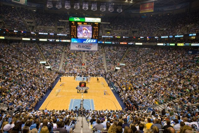 盘点NBA四大魔鬼主场：勇士主场靠气势，雷霆主场靠“闹鬼”