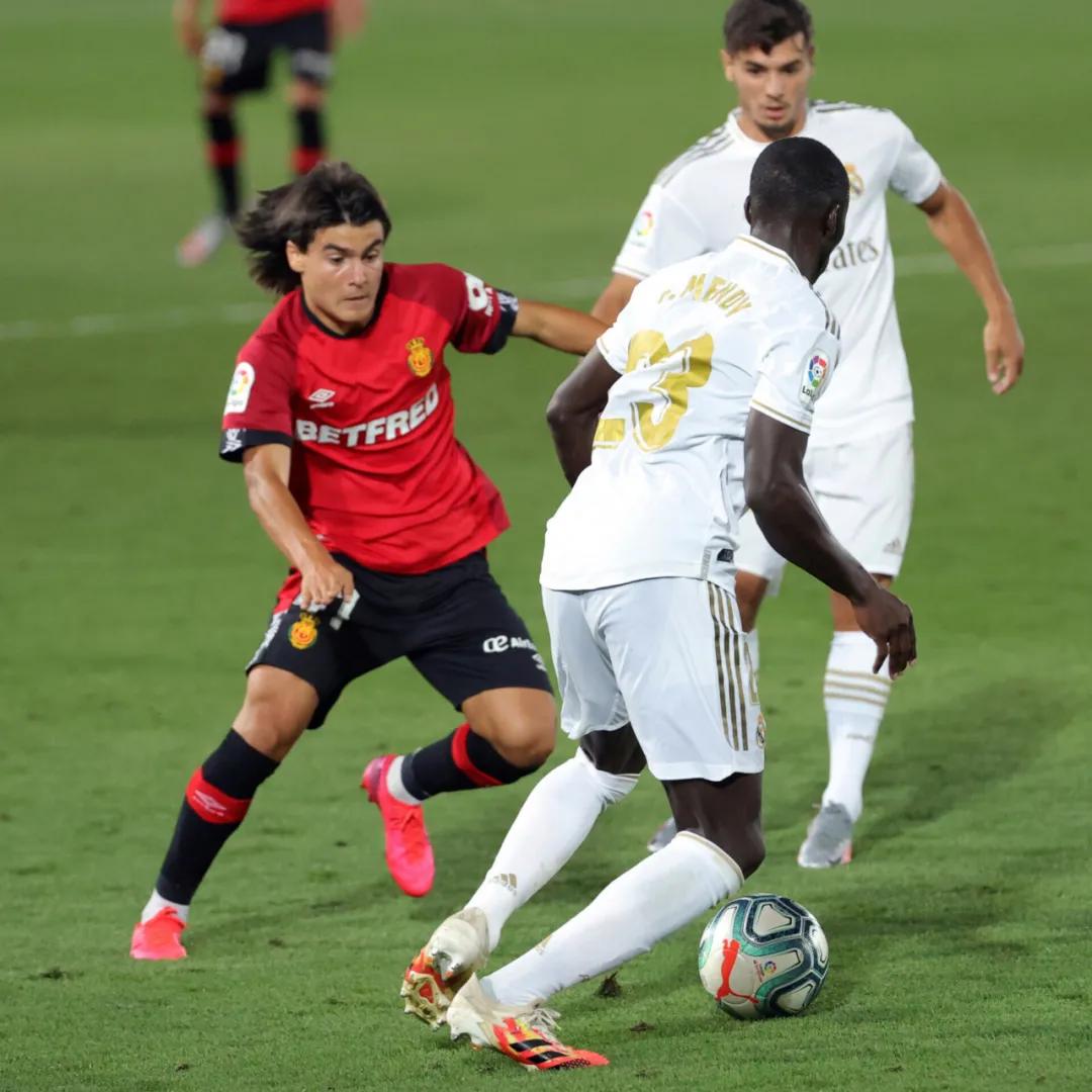 足坛各项纪录保持者,足坛最难打破的5大纪录