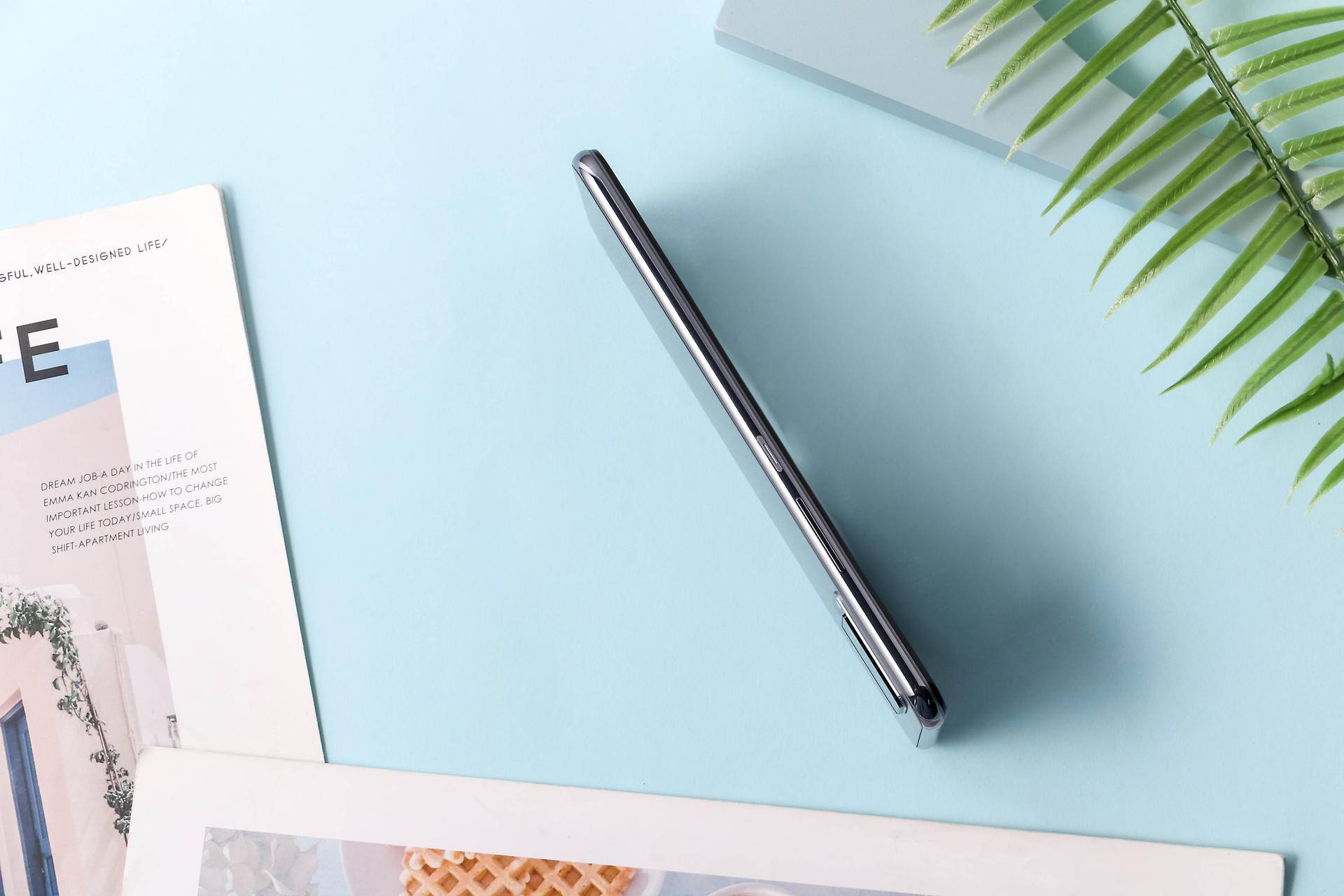 轻薄多彩的vivos7,轻薄自拍旗舰vivo