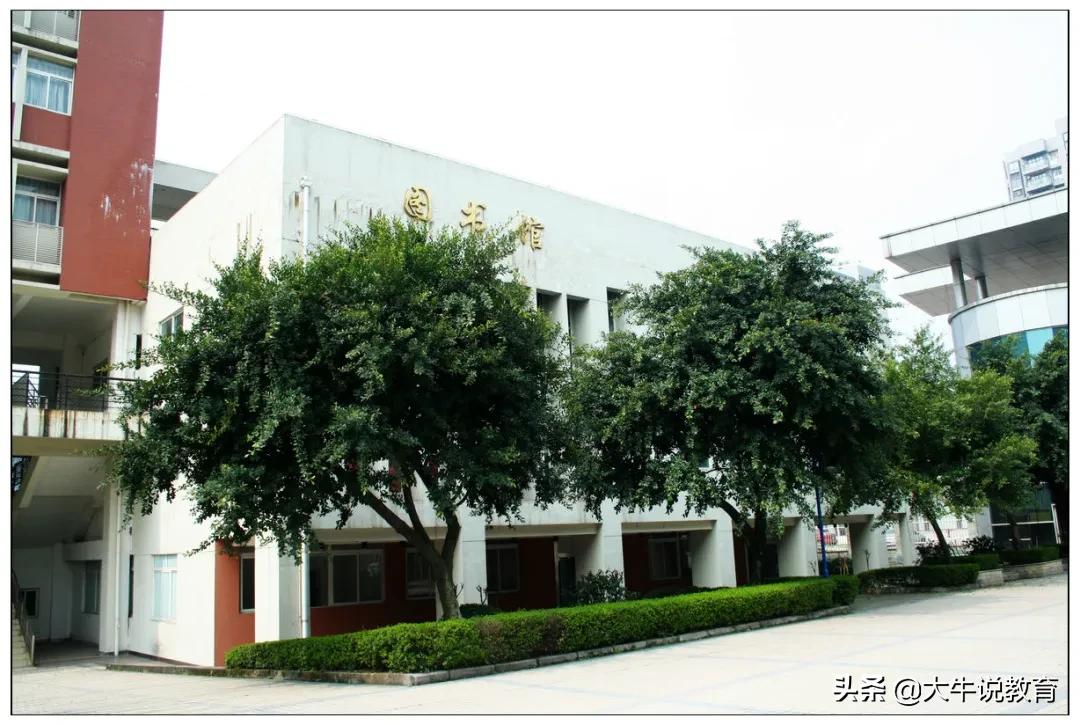 重庆一中文科高考排名前50,重庆一中高中本部怎么样