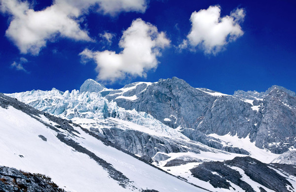 去丽江旅游攻略多少钱,去丽江玩最便宜要花多少钱
