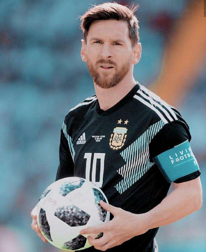 绝代双骄c罗梅西完整版,绝代双骄梅西c罗完整版