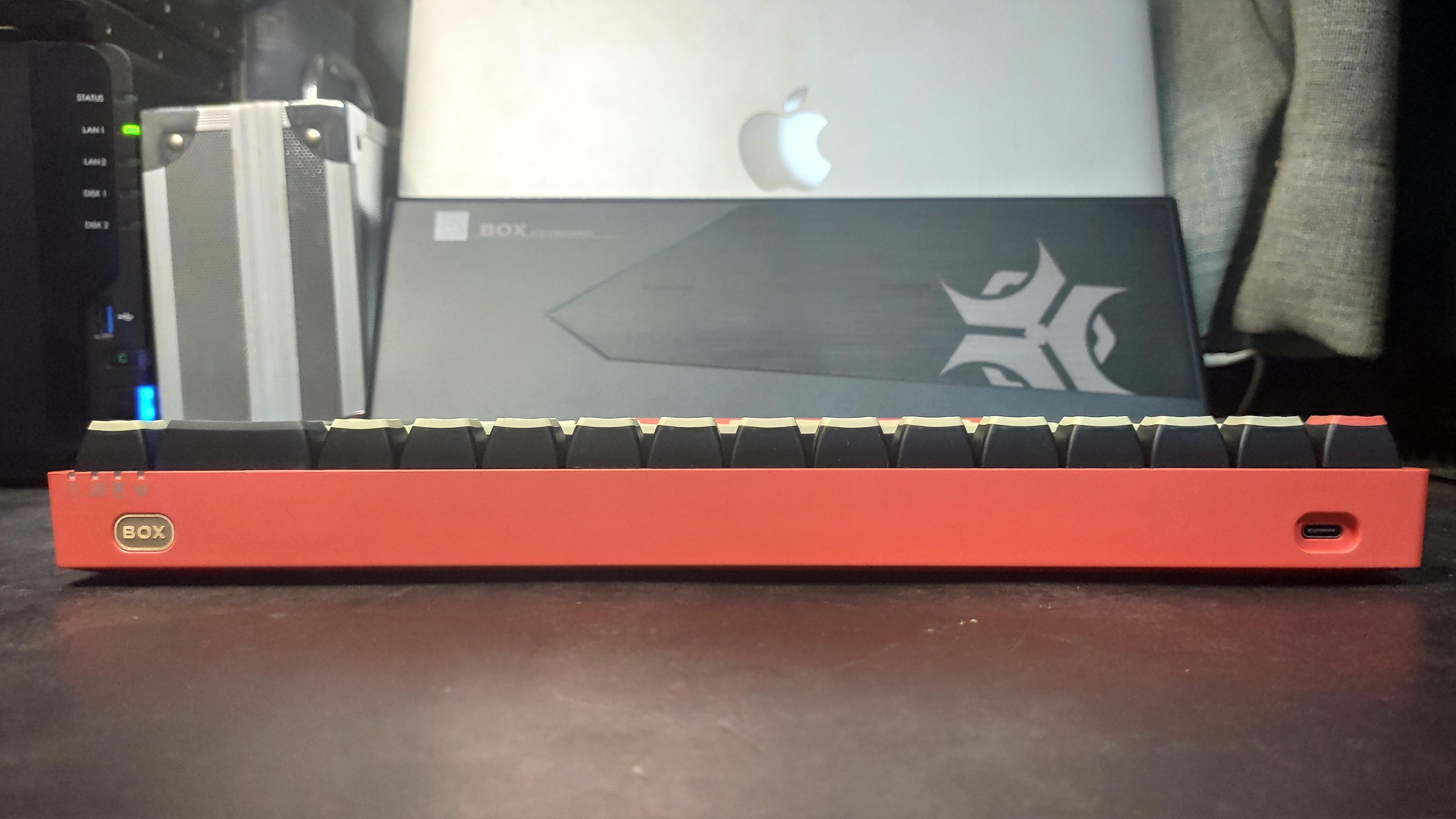 定价飘了？其实是真值！黑峡谷三模68键机械键盘Box初代号评测