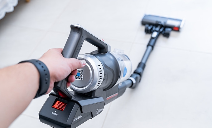 美的吸尘器p7与q6哪个吸力大,美的吸尘器p7和戴森吸尘器v8