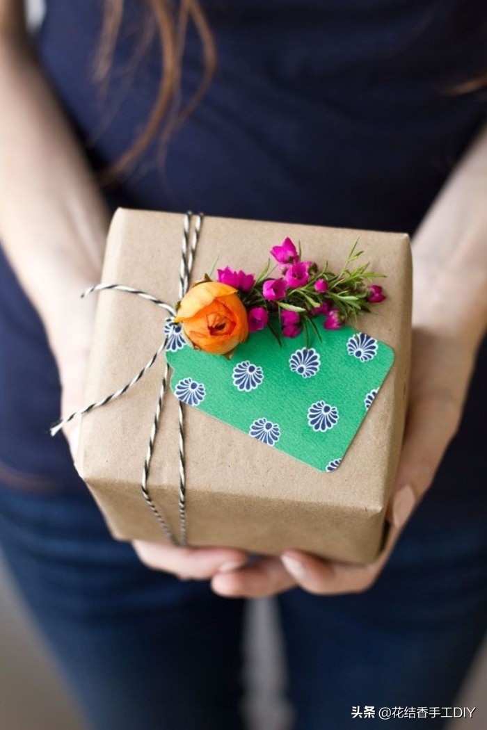 好看的长条方形礼物怎么包装,手工diy礼物包包自己做
