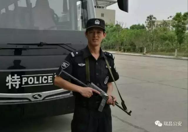 八一特辑退伍不褪色警营守初心,八一特辑兵在警营