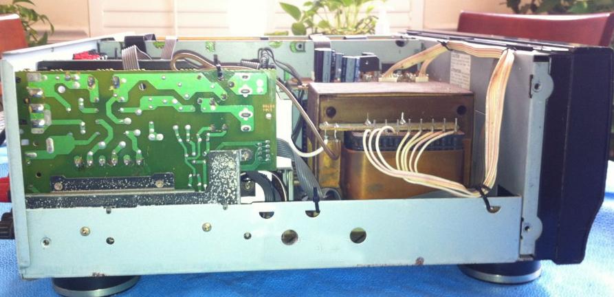 修一台建伍高端功放内部线路不亚于一台黑白电视机