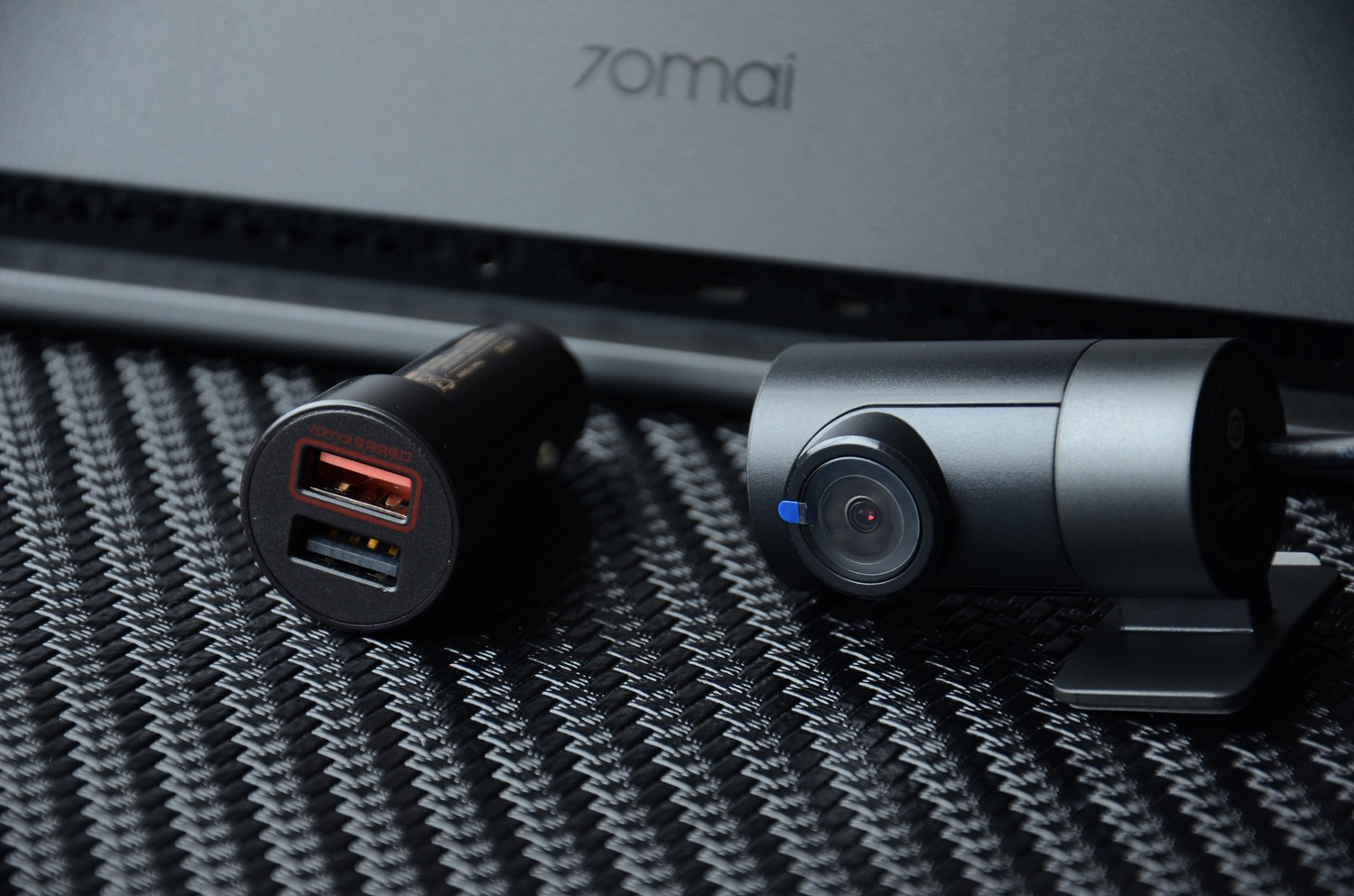 小米70迈“智能行车助手”评测，内置小爱同学，ADAS驾驶辅助