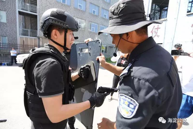 特警魔鬼式训练,普通人感受特警训练