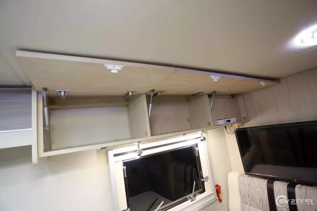 四驱带差速锁越野原厂房车,低顶四驱越野房车介绍