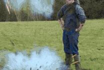 猝不及防一字马搞笑动图,搞笑gif倒立外加一字马