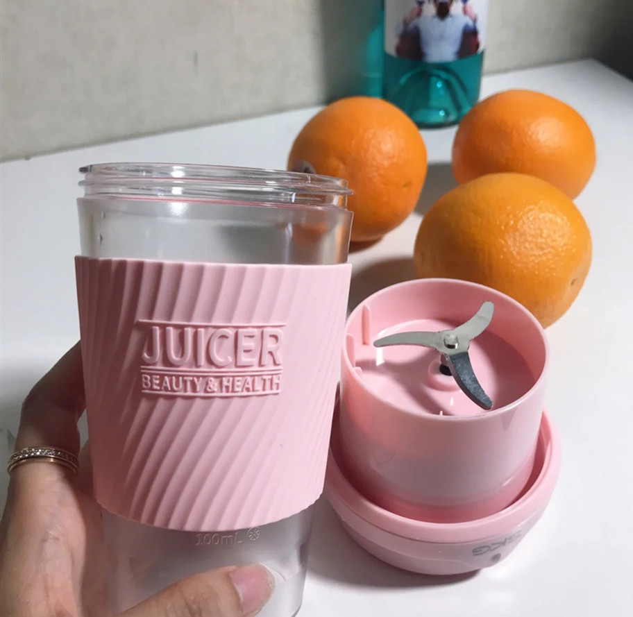 榨汁机容易清洗出汁率高,网红榨汁杯便携式小型