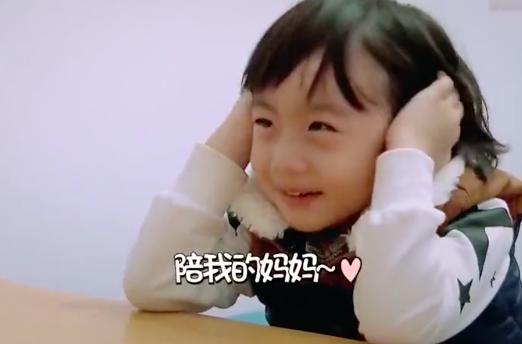 林志颖11岁儿子kimi罕露面,林志颖双胞胎儿子谁和kimi哥哥像