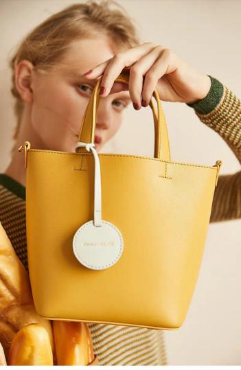 四款托特包lv,好几种颜色的托特包