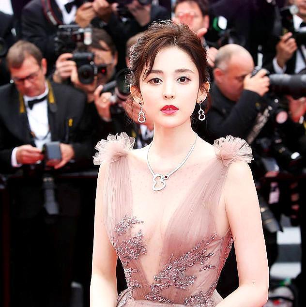 麒麟珠宝哪个牌子好,麒麟珠宝和宝诗龙是一个档次吗