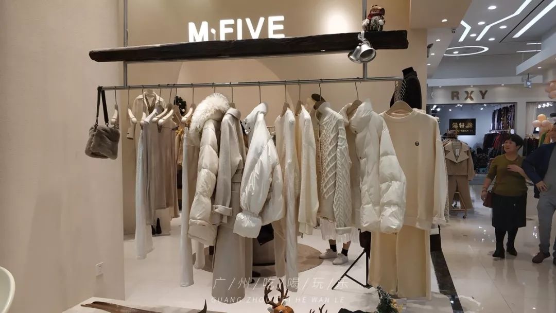 韩国东大门档口服装批发市场图片,韩国东大门服装批发有几个大楼