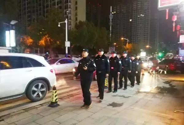 合肥警方凌晨突查娱乐会所,出动4000警力抓捕现场