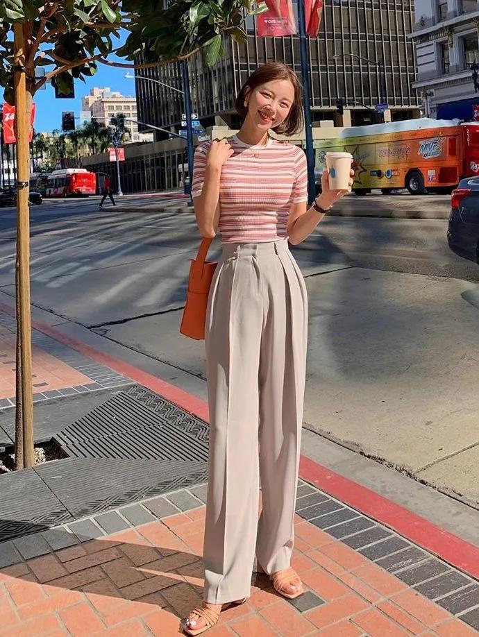 日韩ins风博主,ins上超火的穿搭博主