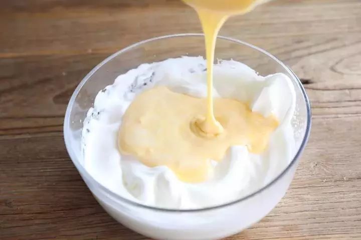 简单好吃的烘焙蛋糕,烘焙入门级别的必做甜品