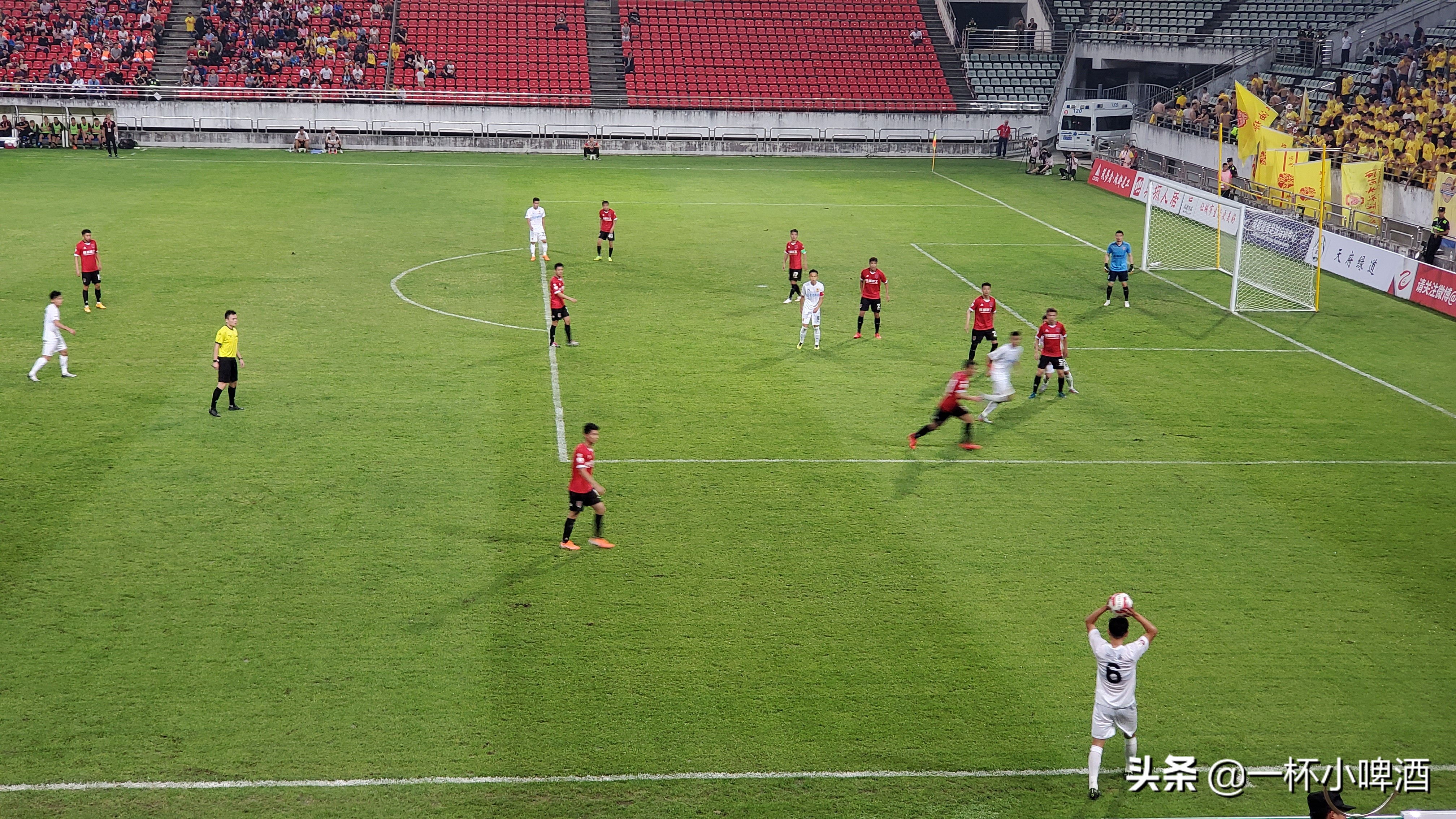 专业足球场转播效果,专业足球场观赛