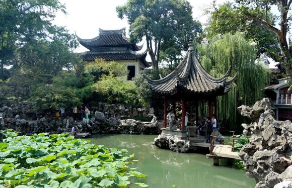 苏州旅游必去十大景点苏州园林,拙政园离苏州站近还是苏州北近