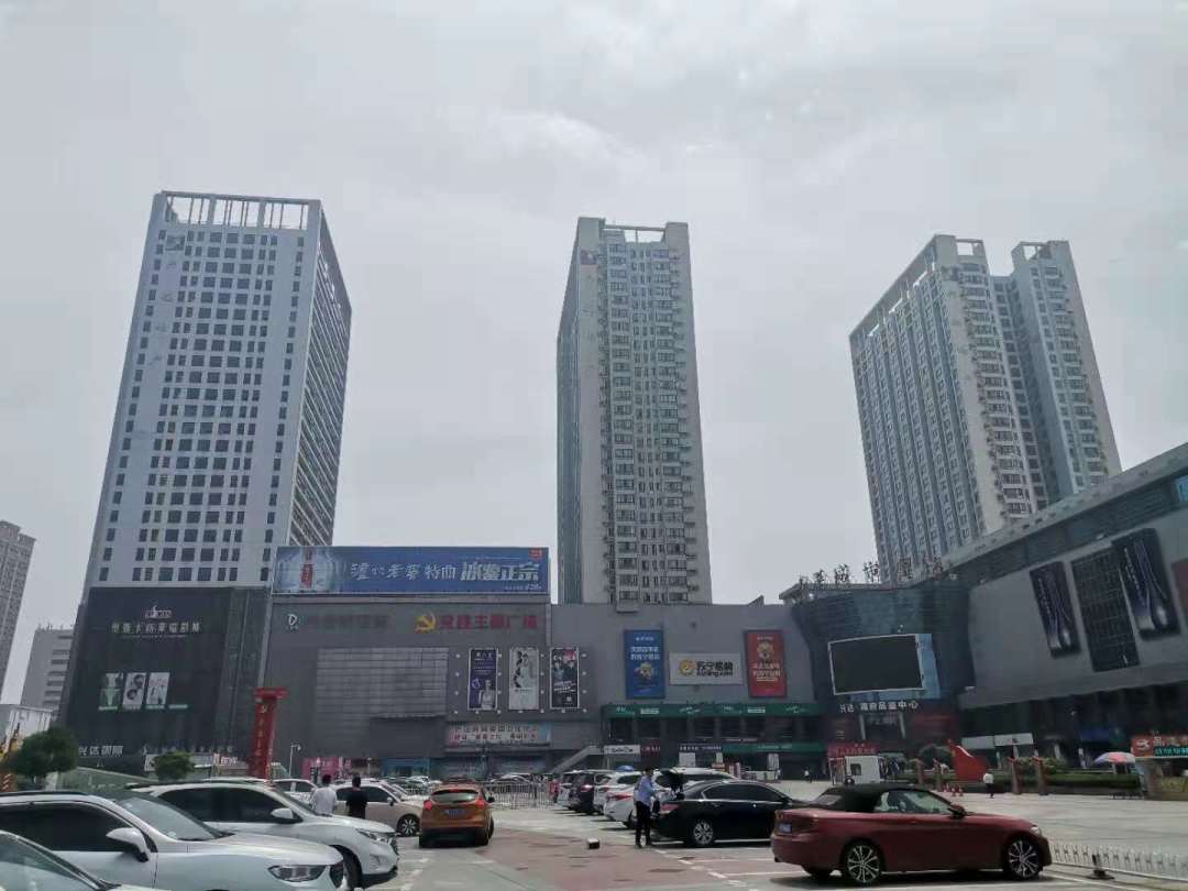 南阳月薪5000买什么样的房子,南阳的有钱人都住在哪