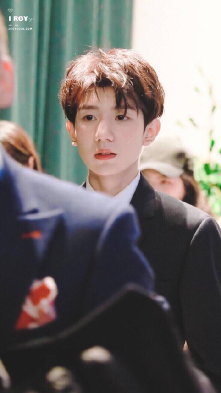 tfboys王源双面封面,tfboys王源无可取代的存在