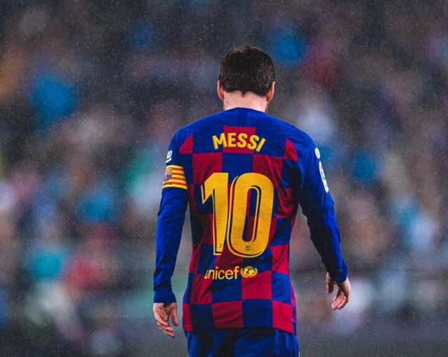 传控配合和防守反击,传控高位压迫防守反击